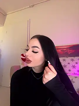 TiaBelle online show from 01.10.26