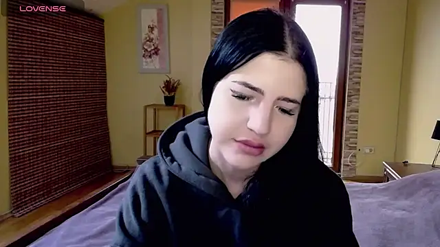 Malibu J online show from 10.10.25