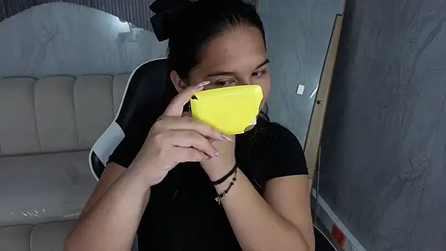 Saraah Tx online show from 11.27.25