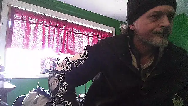 HippieDad333 online show from 04.06.26