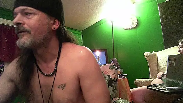 HippieDad333 online show from 04.16.26