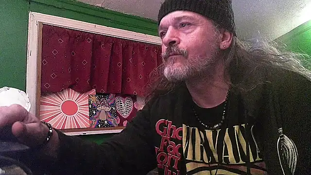 HippieDad333 online show from 04.18.26