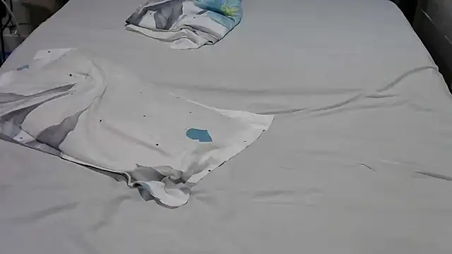 Chocolate Sin  online show from 10.18.25