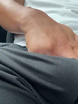 queen slave1221 online show from 10.01.25