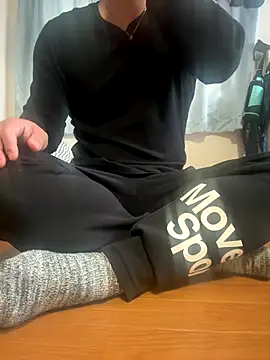 queen slave1221 online show from 10.20.25