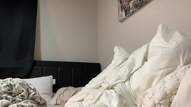kittycreamgirl online show from 10.09.25