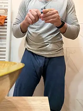 Italianofirenze online show from 10.14.25