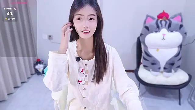 Snapshot of PUTAO_ chatting on 11.11.25 PUTAO online show from 11.11.25