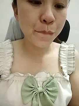 Girl Shy2000 online show from 11.09.25