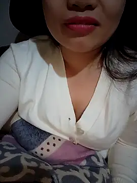 Meoweo 23 online show from 12.13.25