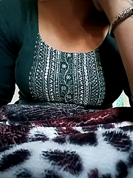 sweet nehu online show from 12.15.25