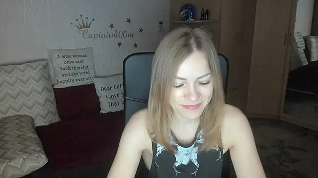 Tiffany Bates online show from 11.10.25