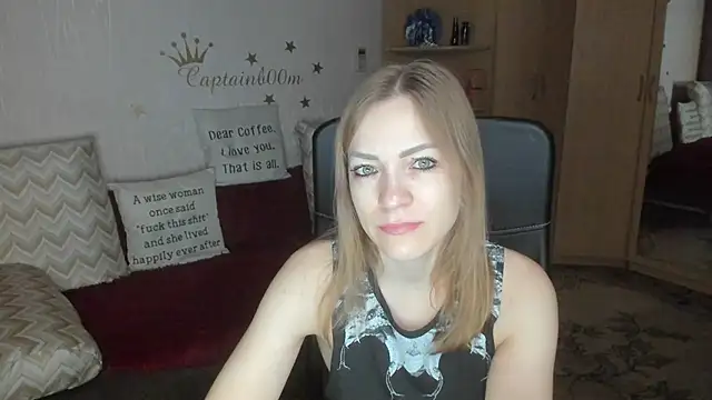 Tiffany Bates online show from 11.18.25