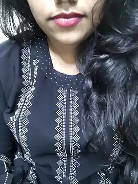 Miss Rose   online show from 10.12.25