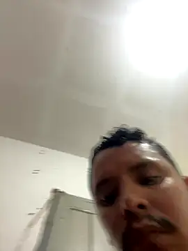 Snapshot of Franminga chatting on 10.14.25 Franminga online show from 10.14.25