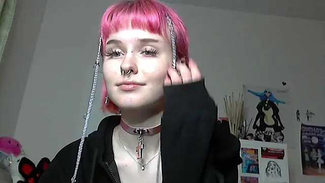 Snapshot of Paradoxy_ chatting on 02.16.26 Paradoxy online show from 02.16.26