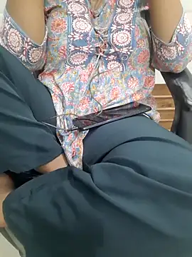 Minakshi 677 online show from 09.30.25