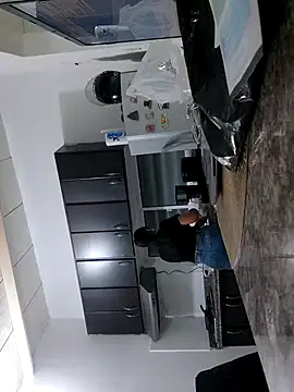 Snapshot of Maria_delos_angeles chatting on 10.31.25 Maria delos angeles online show from 10.31.25