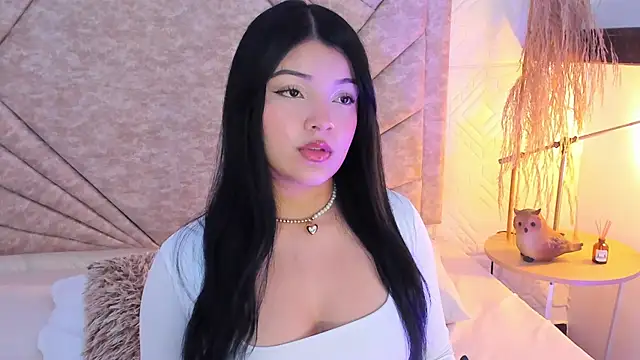 EmmaBlossom online show from 12.18.25