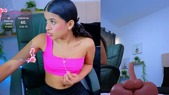 pequitasmedusa9 online show from 11.15.25