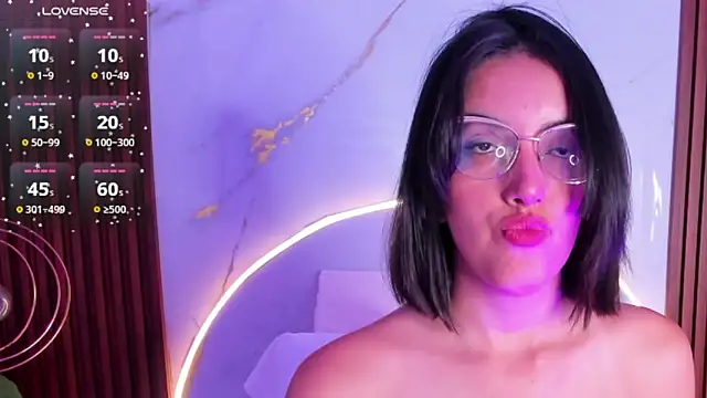 venusgreys1  online show from 09.30.25