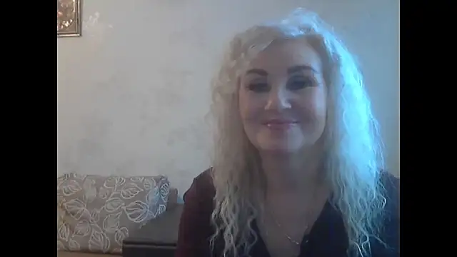 Snapshot of LadySexyBlond chatting on 12.03.25 LadySexyBlond online show from 12.03.25