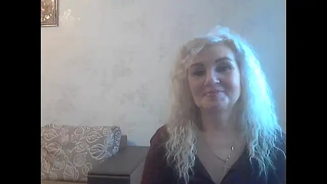 Snapshot of LadySexyBlond chatting on 05.18.26 LadySexyBlond online show from 05.18.26