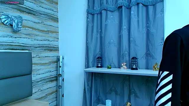 Lovers 21 online show from 11.22.25