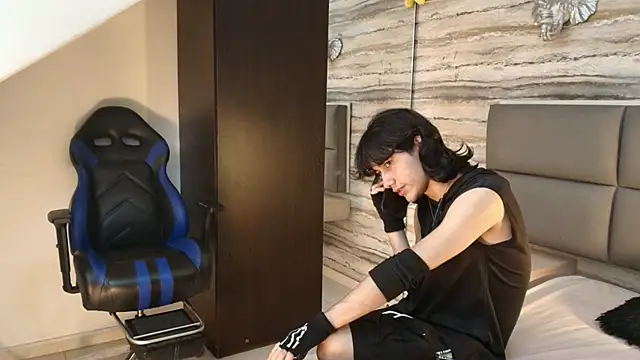 Lovers 21 online show from 02.01.26