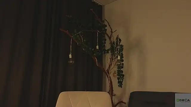Nicole Broown  online show from 06.20.26