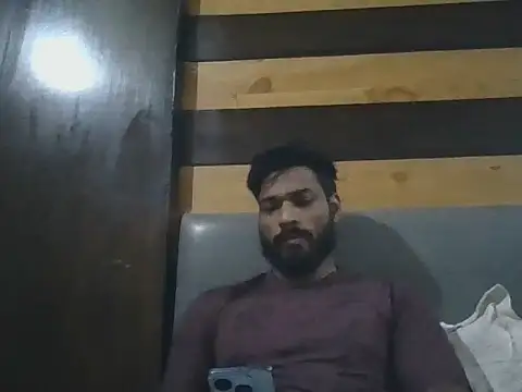 Raw12499 online show from 11.04.25