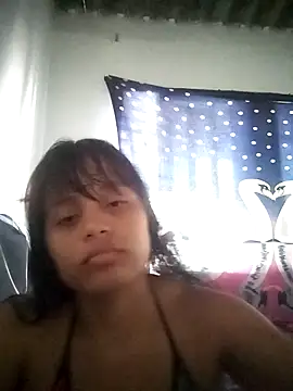 Snapshot of Sexy_Estrella chatting on 09.27.25 Sexy Estrella online show from 09.27.25