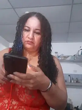 Snapshot of ANTHONYHOTT69 chatting on 10.14.25 ANTHONYHOTT69 online show from 10.14.25