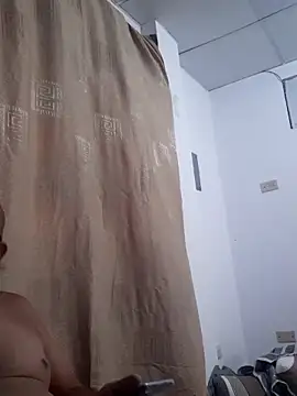 Snapshot of ANTHONYHOTT69 chatting on 11.13.25 ANTHONYHOTT69 online show from 11.13.25