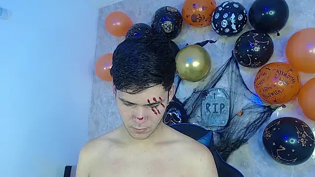 Aaron Foxxx online show from 10.30.25