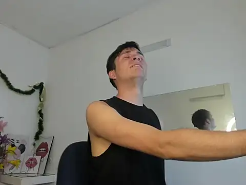 Aaron Foxxx online show from 12.23.25