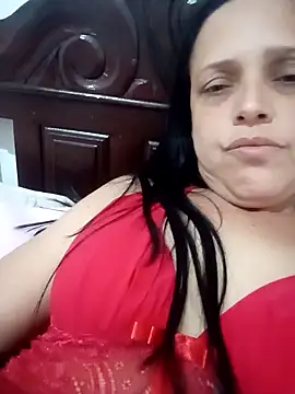 Snapshot of Crisribeiro chatting on 10.01.25 Crisribeiro online show from 10.01.25