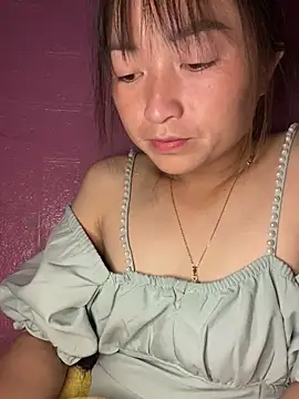 roxie-zz online show from 10.04.25