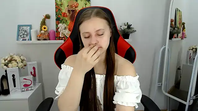 ArinaBelle online show from 10.14.25