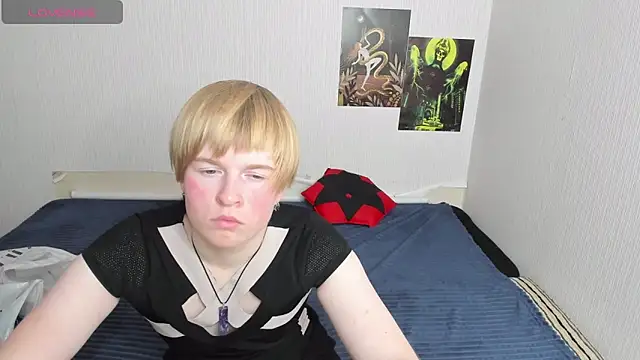 Cattie w  online show from 11.14.25