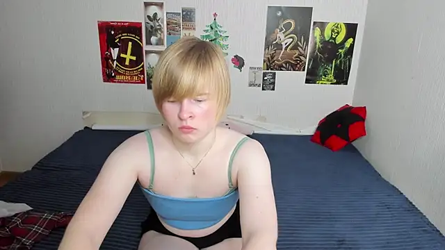 Cattie w  online show from 03.26.26