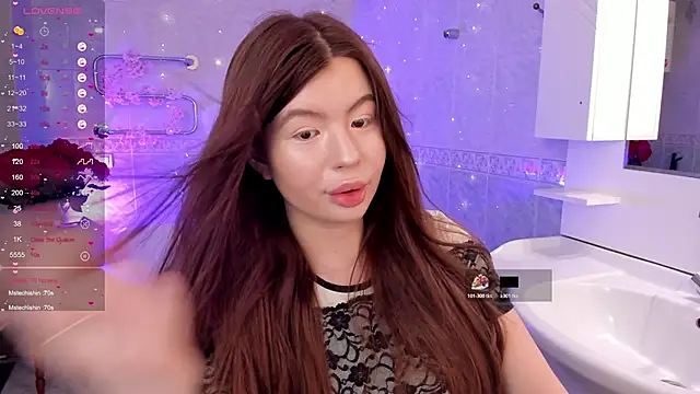 IamAdel online show from 11.07.25