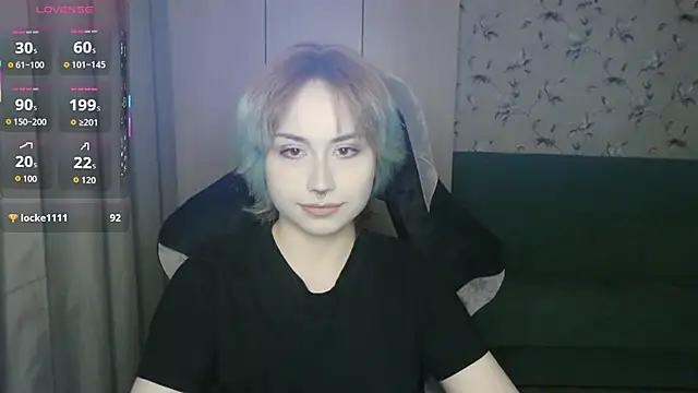 Snapshot of LeisaHopperstad chatting on 05.11.26 LeisaHopperstad online show from 05.11.26