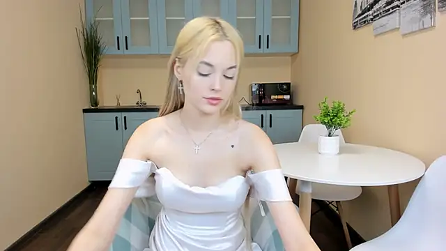 CallMeMargo online show from 10.08.25