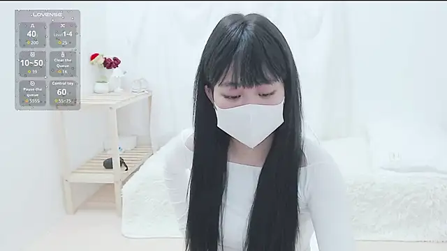 Snapshot of Moj005jp_xo98 chatting on 10.15.25 Moj005jp xo98 online show from 10.15.25