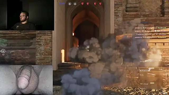 Snapshot of bear8t chatting on 10.19.25 bear8t online show from 10.19.25