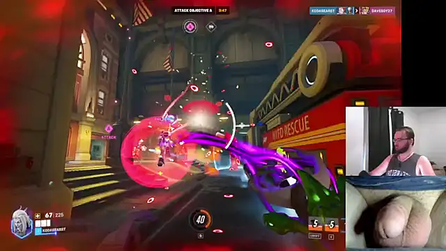 Snapshot of bear8t chatting on 11.14.25 bear8t online show from 11.14.25