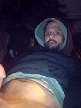 Snapshot of Derrickandash chatting on 11.27.25 Derrickandash online show from 11.27.25