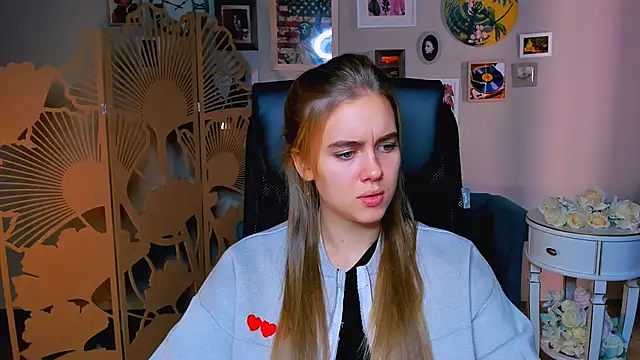 JuneWoods online show from 10.16.25