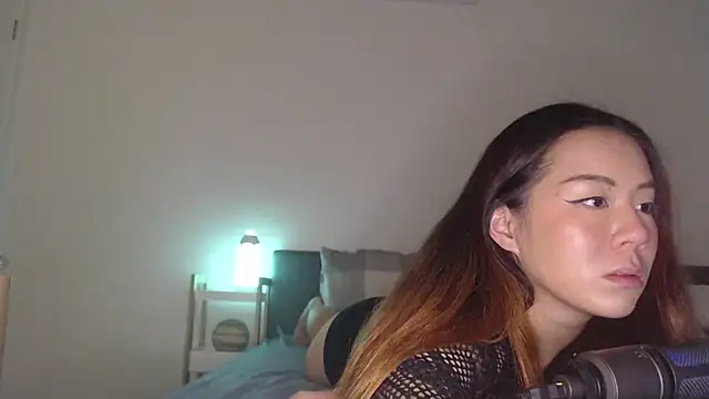 blueburrypie online show from 10.19.25